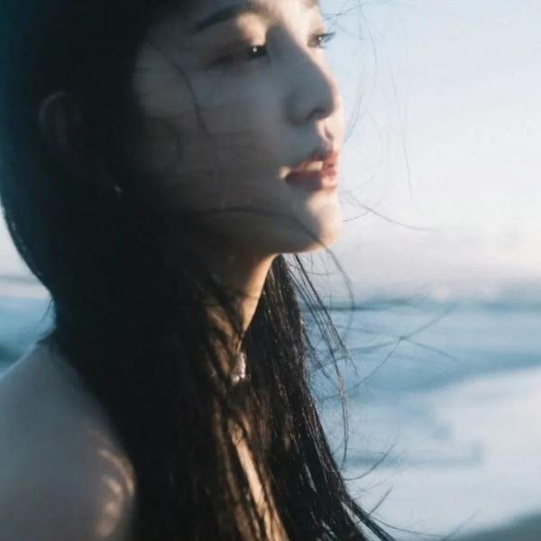 男孩